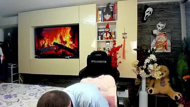 SpartacusDaddy48 online show from March 23, 11:04 pm