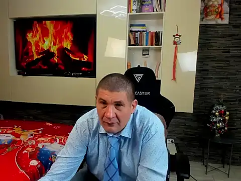 SpartacusDaddy48 online show from January 14, 8:51 am