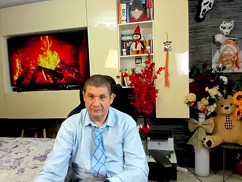 SpartacusDaddy48 online show from March 9, 1:47 pm