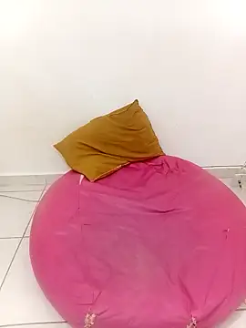 flavinhasensual online show from March 26, 2:37 pm