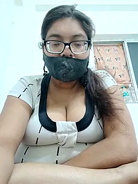 Snapshot of Elie_couple143 chatting on November 17, 6:56 pm Elie couple143 online show from November 17, 6:56 pm