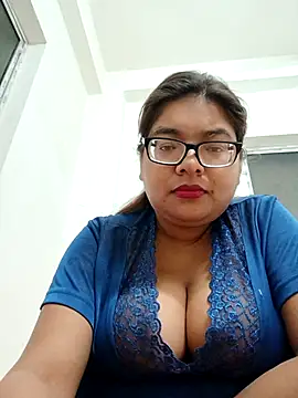 Snapshot of Elie_couple143 chatting on November 29, 6:19 pm Elie couple143 online show from November 29, 6:19 pm