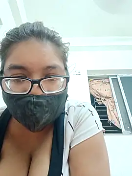 Snapshot of Elie_couple143 chatting on September 16, 6:53 pm Elie couple143 online show from September 16, 6:53 pm
