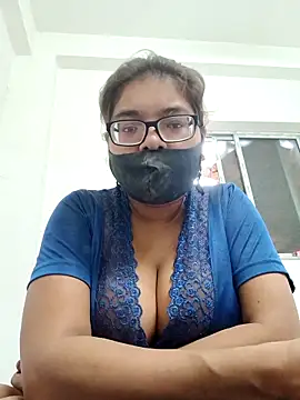 Snapshot of Elie_couple143 chatting on October 26, 10:37 am Elie couple143 online show from October 26, 10:37 am