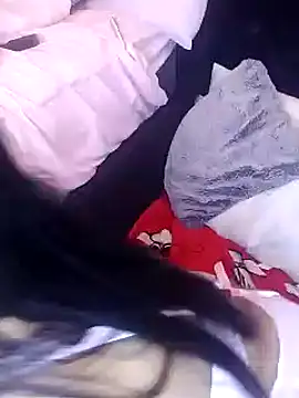 Snapshot of sweetnjuicyyy chatting on November 10, 6:07 am sweetnjuicyyy online show from November 10, 6:07 am