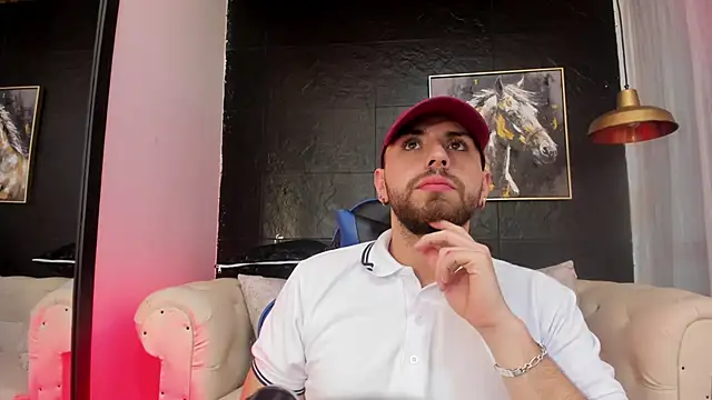 Maximo Wolff online show from October 16, 9:01 pm