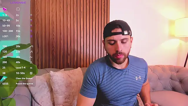 Maximo Wolff online show from April 4, 10:05 pm