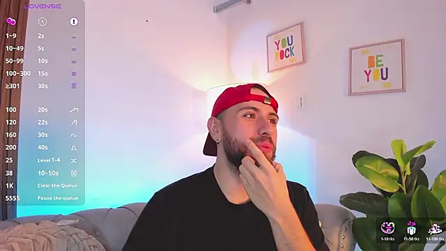 Maximo Wolff online show from February 24, 8:31 pm