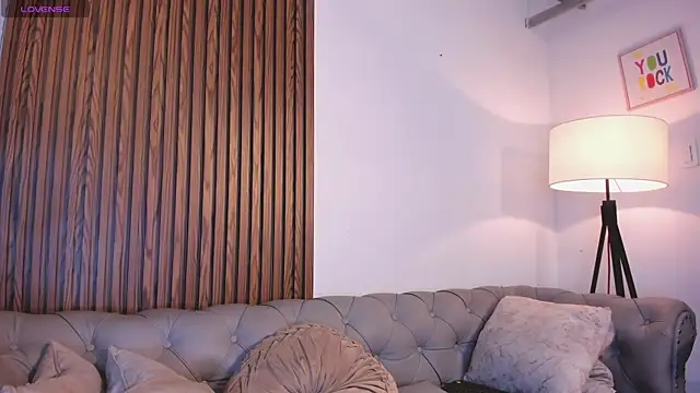 Maximo Wolff online show from April 14, 8:03 pm