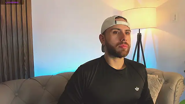 Maximo Wolff online show from February 23, 7:58 pm