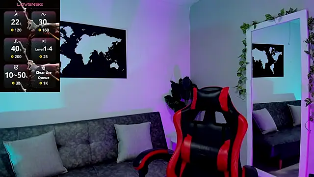 Maximo Wolff online show from December 4, 6:29 pm