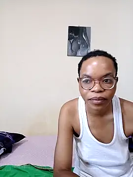 Miss-Hennessy online show from May 2, 2:33 pm