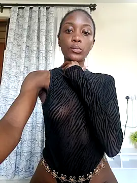 Miss-Hennessy online show from April 9, 2:01 pm