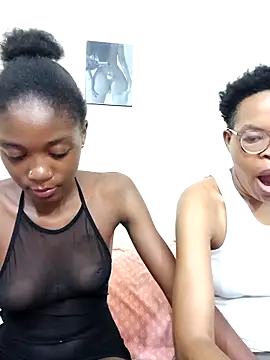 Miss-Hennessy online show from March 18, 9:48 pm