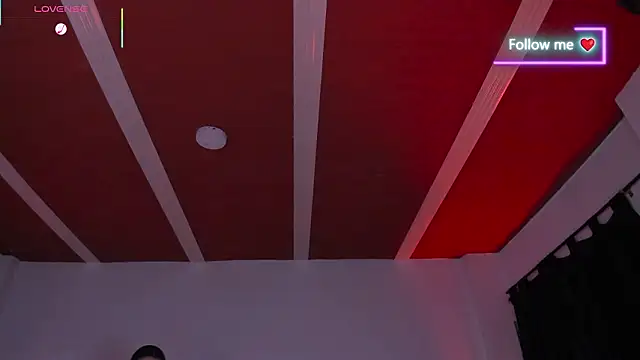 lunaarose online show from March 9, 4:05 am