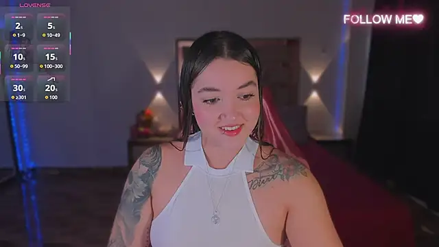 Snapshot of lunaarose chatting on November 14, 4:21 pm lunaarose online show from November 14, 4:21 pm