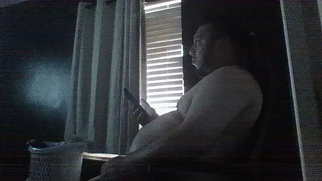 Snapshot of raredick chatting on July 12, 11:27 pm raredick online show from July 12, 11:27 pm