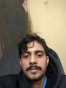 Snapshot of Sushant001 chatting on December 1, 8:10 pm Sushant001 online show from December 1, 8:10 pm