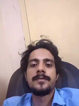 Snapshot of Sushant001 chatting on May 10, 8:44 pm Sushant001 online show from May 10, 8:44 pm