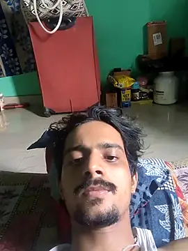Snapshot of Sushant001 chatting on October 26, 3:40 am Sushant001 online show from October 26, 3:40 am