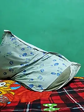 Snapshot of Sushant001 chatting on November 9, 10:52 am Sushant001 online show from November 9, 10:52 am