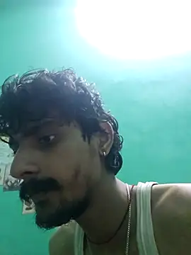 Snapshot of Sushant001 chatting on March 28, 6:20 pm Sushant001 online show from March 28, 6:20 pm