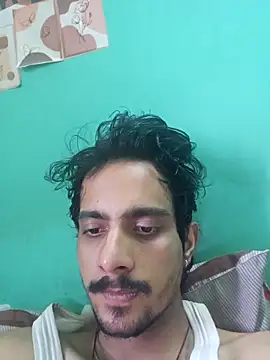 Snapshot of Sushant001 chatting on April 12, 6:27 am Sushant001 online show from April 12, 6:27 am