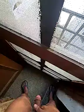 desir3dlund online show from March 22, 8:16 am