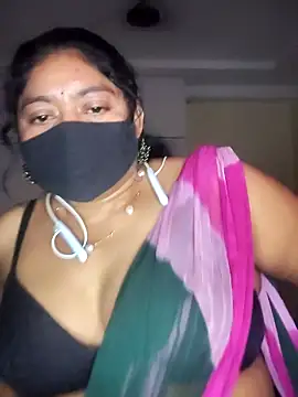 Snapshot of Telugu--Nadhini143 chatting on June 17, 6:24 am Telugu--Nadhini143 online show from June 17, 6:24 am