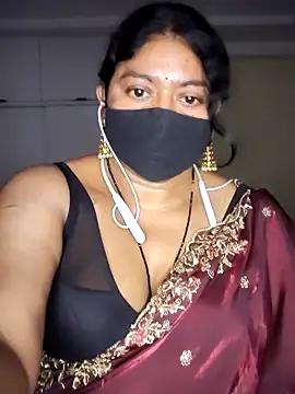 Snapshot of Telugu--Nadhini143 chatting on June 18, 6:12 am Telugu--Nadhini143 online show from June 18, 6:12 am