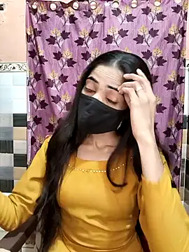 Snapshot of Cute_Manju01 chatting on December 3, 3:40 am Cute Manju01 online show from December 3, 3:40 am