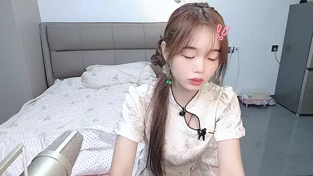 kexin a online show from October 11, 10:27 am