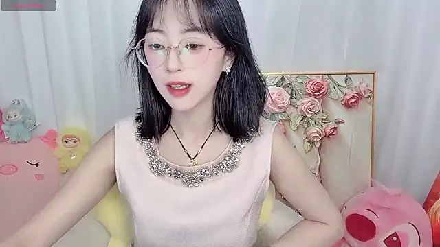 nini a online show from May 30, 1:50 pm