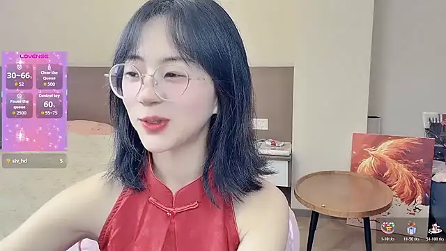 nini a online show from April 7, 10:28 am
