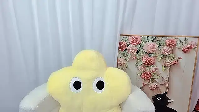 nini a online show from July 17, 11:51 am