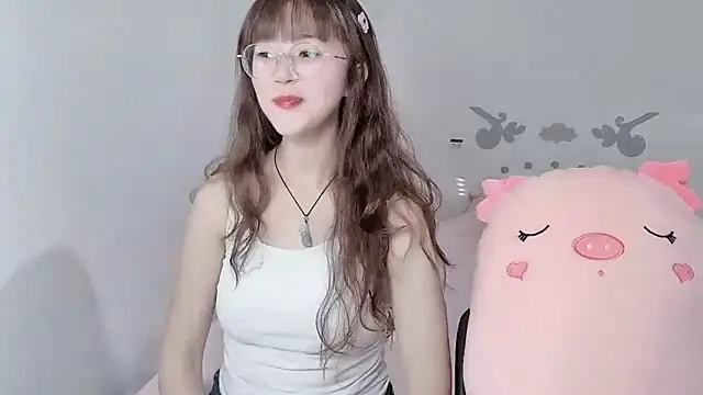 nini a online show from September 12, 12:16 pm