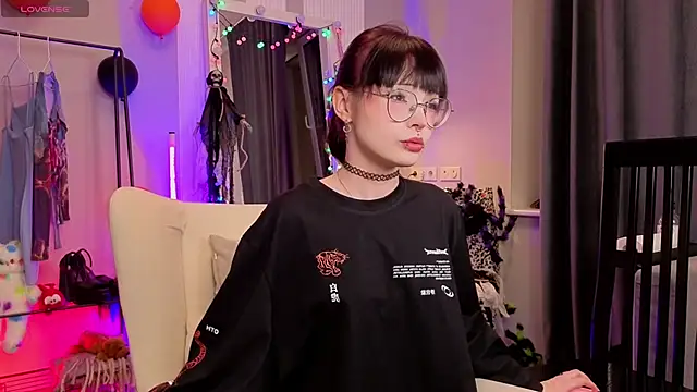 Misa Perfect online show from November 10, 1:16 pm