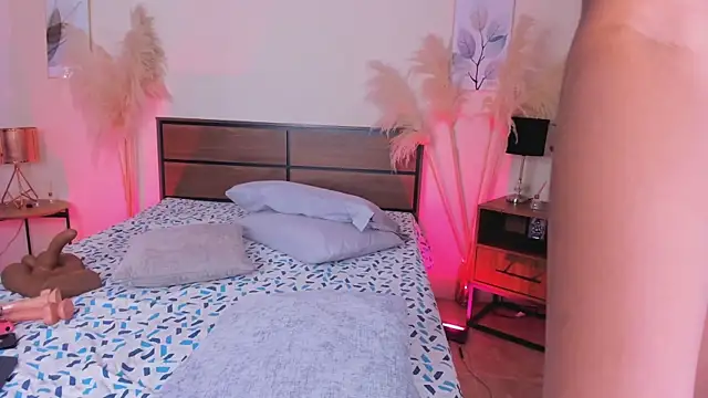 EmaaaBrown  online show from March 30, 5:31 am