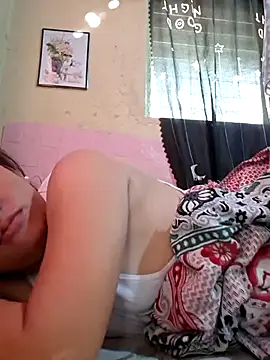 betty02 online show from April 10, 11:56 pm