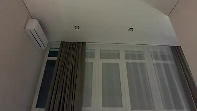 Miaswetty online show from September 26, 5:09 pm