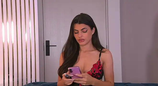 YasminaMoon online show from October 15, 3:38 am