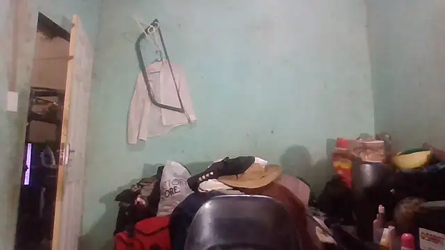 Nicky52 online show from November 17, 4:27 am