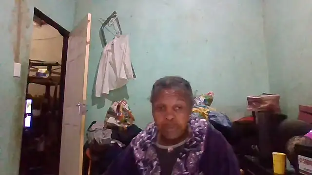 Snapshot of Nicky52 chatting on September 29, 4:52 am Nicky52 online show from September 29, 4:52 am