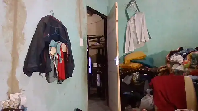 Nicky52 online show from October 31, 6:15 pm