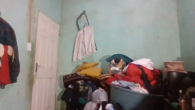 Nicky52 online show from October 25, 3:38 am