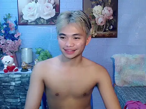 mostwantedtwink online show from May 6, 9:24 am