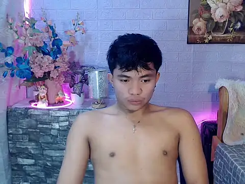 mostwantedtwink online show from July 3, 10:55 am