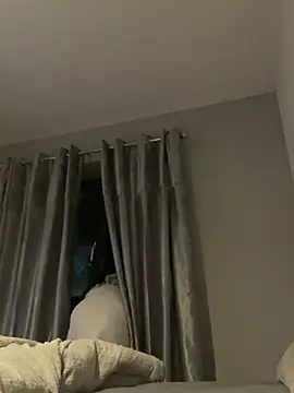 LollyLove  online show from March 5, 9:11 pm