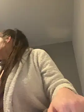 LollyLove  online show from February 26, 9:04 pm