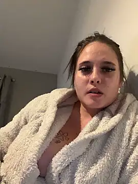 LollyLove  online show from February 22, 7:04 pm